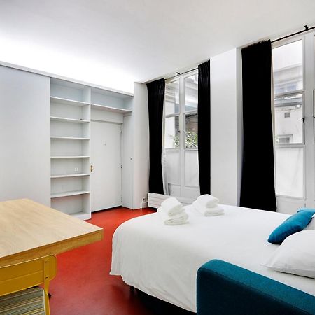 Le Plumassier Du Roi Apartment Paris Exterior photo