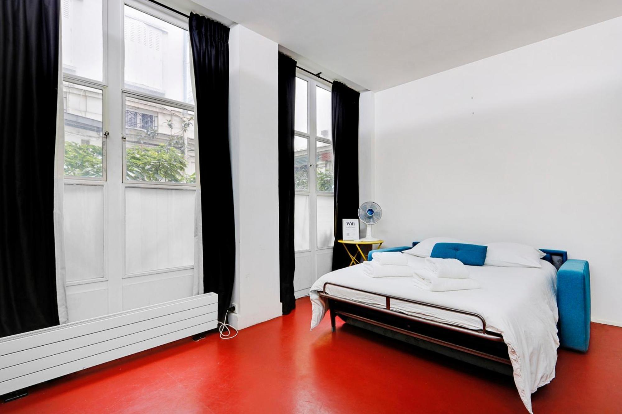 Le Plumassier Du Roi Apartment Paris Exterior photo
